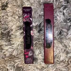 Victoria Secret Velvet Matte Box Set